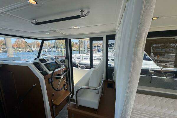 Beneteau  Yacht For Sale