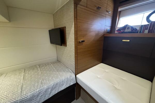 44ft Tiara Yachts Yacht For Sale