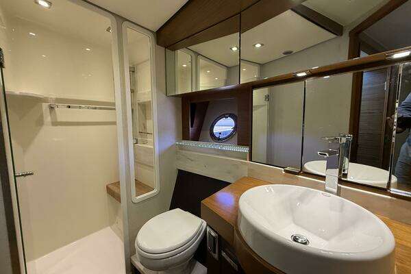 Tiara Yachts C44 Coupe Yacht For Sale