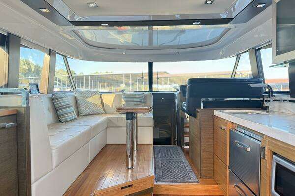 Tiara Yachts C44 Coupe Yacht For Sale