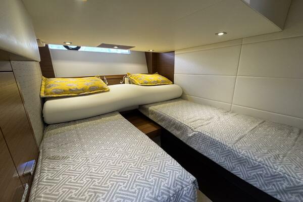 44ft Tiara Yachts Yacht For Sale