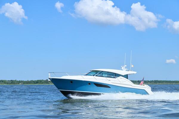44ft Tiara Yachts Yacht For Sale