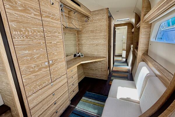 Sea Larks 51ft Xquisite Yachts Yacht For Sale