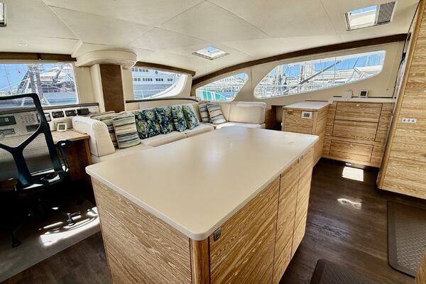 Sea Larks 51ft Xquisite Yachts Yacht For Sale