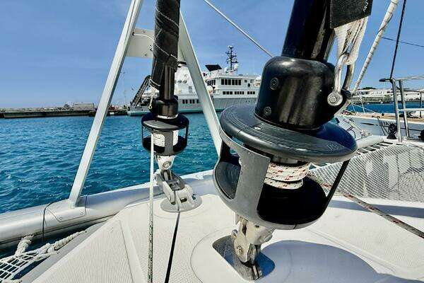 Xquisite Yachts X5 Yacht For Sale