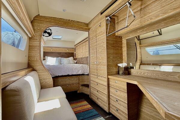 Sea Larks 51ft Xquisite Yachts Yacht For Sale