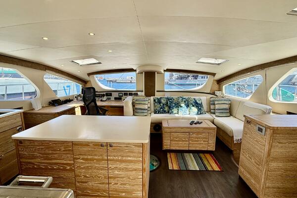 Sea Larks 51ft Xquisite Yachts Yacht For Sale