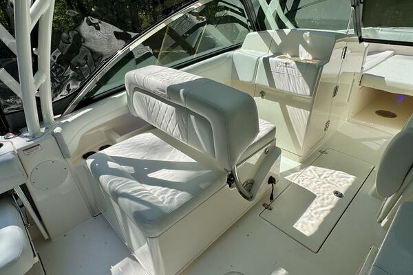 28ft Cobia Yacht For Sale