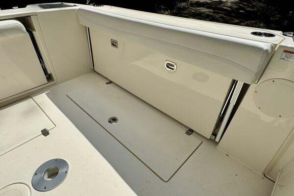 28ft Cobia Yacht For Sale