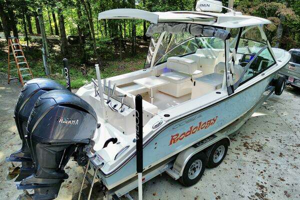 2022 Cobia 28