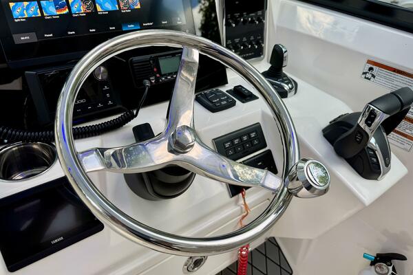 28ft Cobia Yacht For Sale