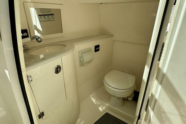 28ft Cobia Yacht For Sale