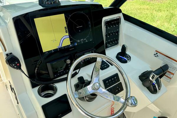 28ft Cobia Yacht For Sale