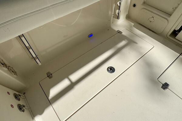 28ft Cobia Yacht For Sale