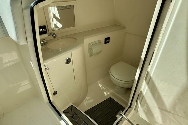 28ft Cobia Yacht For Sale