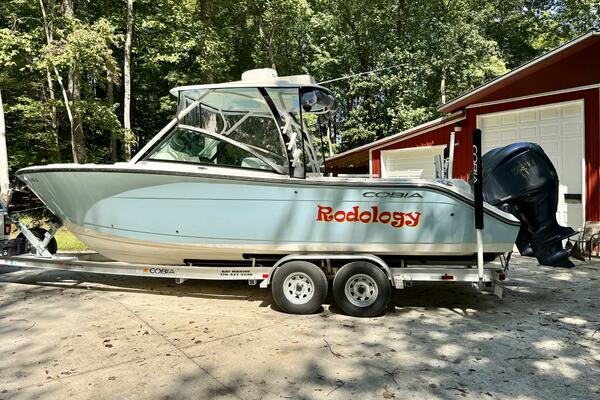 28ft Cobia Yacht For Sale