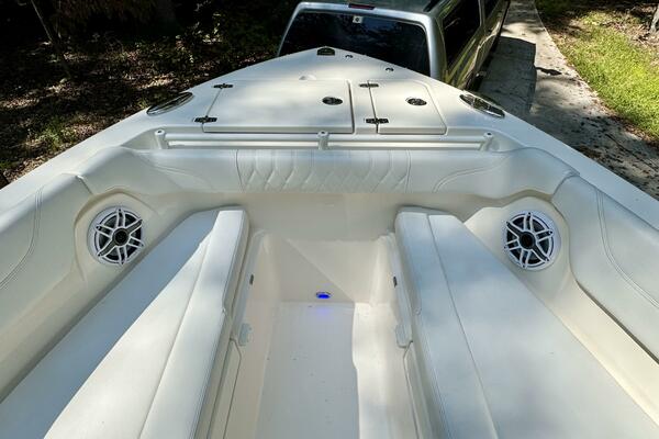 28ft Cobia Yacht For Sale