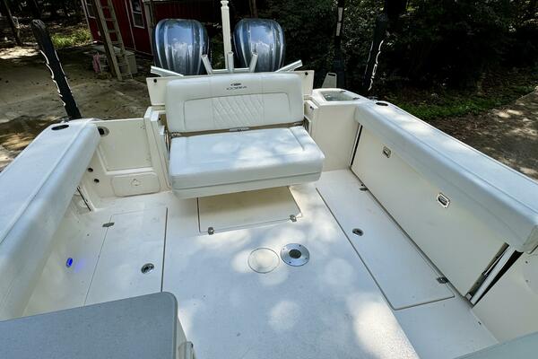 28ft Cobia Yacht For Sale