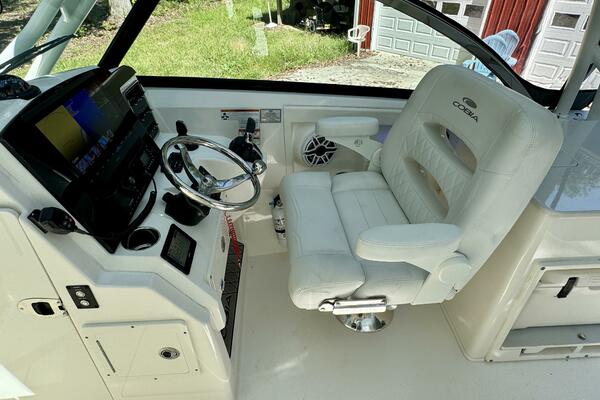 28ft Cobia Yacht For Sale