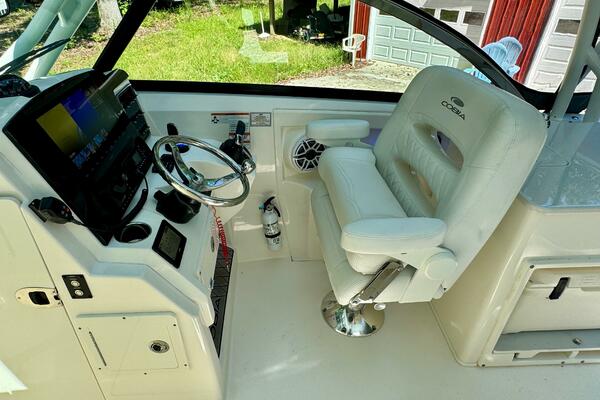 28ft Cobia Yacht For Sale