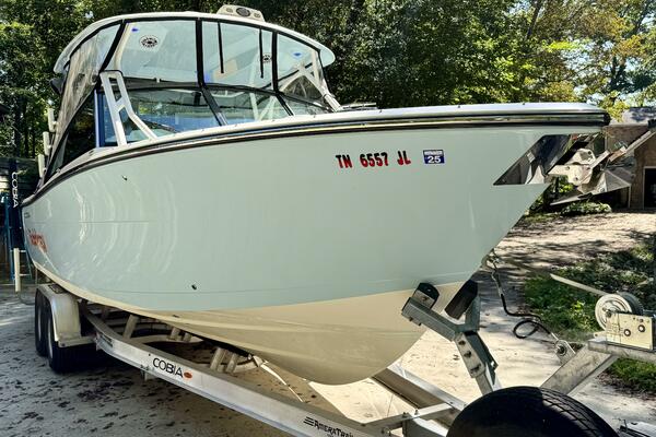 28ft Cobia Yacht For Sale