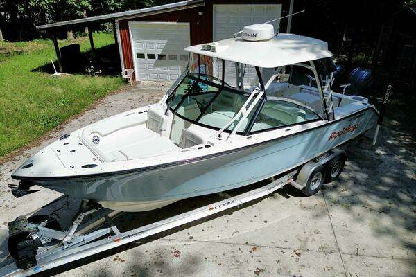 2022 Cobia 28