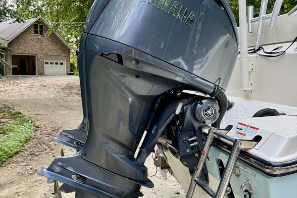 28ft Cobia Yacht For Sale