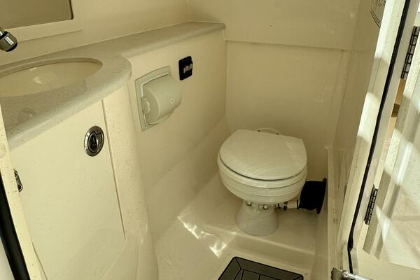 28ft Cobia Yacht For Sale