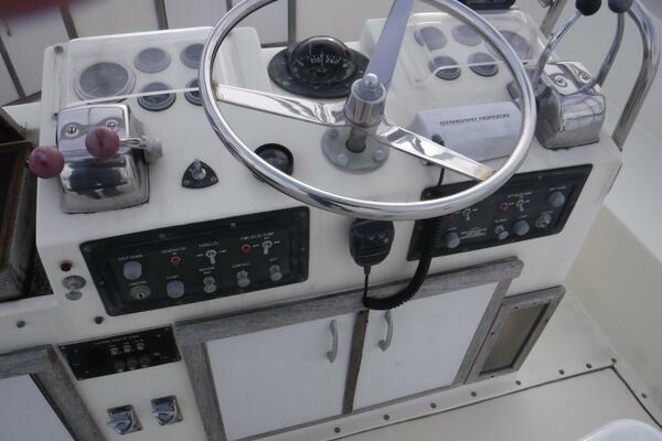 46ft Hatteras Yacht For Sale