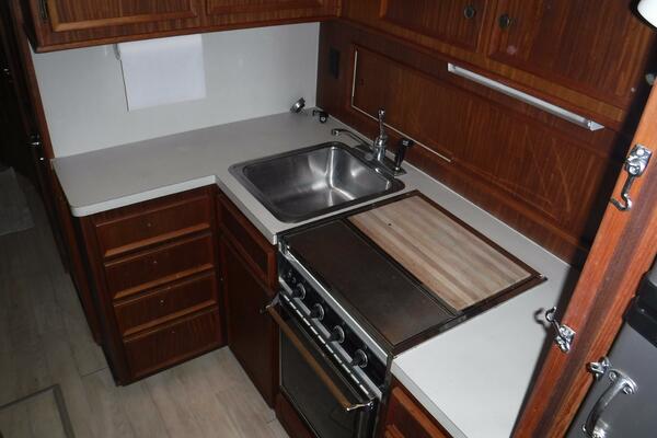 46ft Hatteras Yacht For Sale