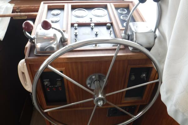 46ft Hatteras Yacht For Sale