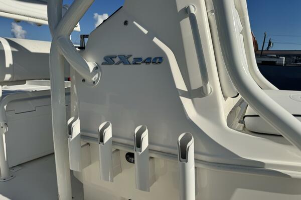 SX240 24ft Skeeter Yacht For Sale