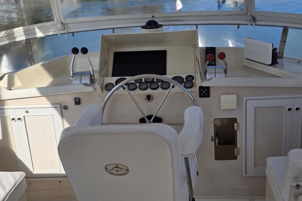 THE WETBAR 48ft Offshore Yachts Yacht For Sale