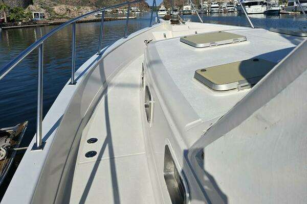 Offshore Yachts 48 Sedan Yacht For Sale