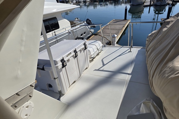THE WETBAR 48ft Offshore Yachts Yacht For Sale