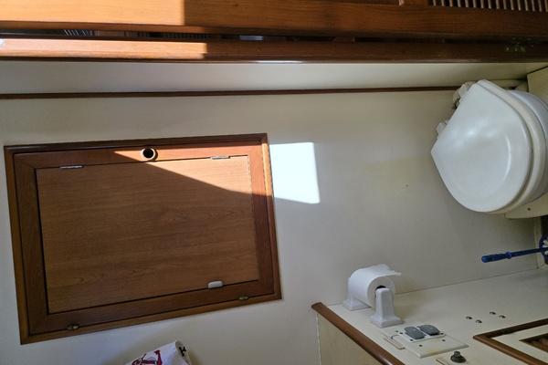 THE WETBAR 48ft Offshore Yachts Yacht For Sale