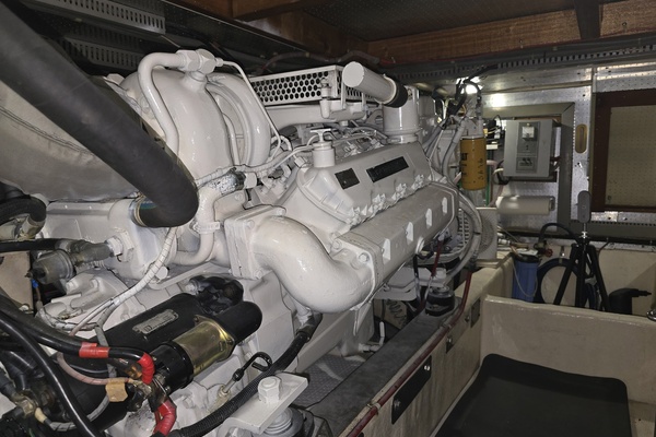 THE WETBAR 48ft Offshore Yachts Yacht For Sale