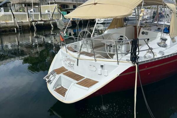 Zephyrus 50ft Beneteau Yacht For Sale