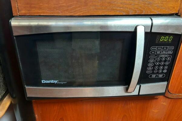 Zephyrus 50ft Beneteau Yacht For Sale