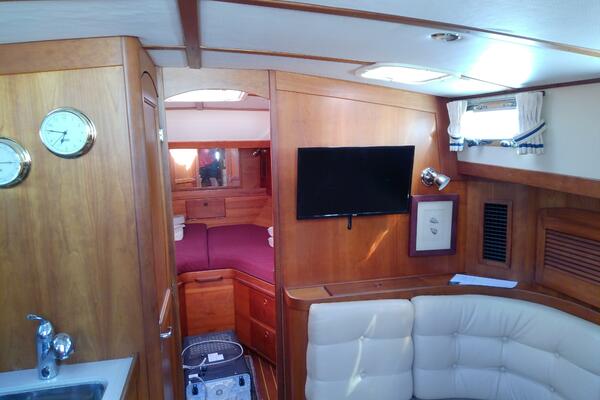 Kathrine E  36ft Sabre Yacht For Sale