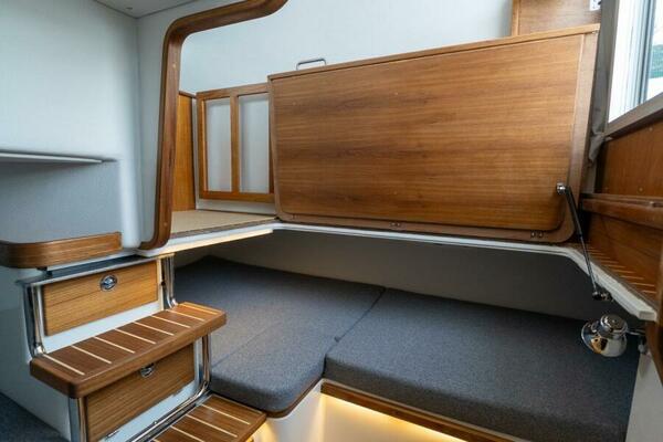 450k    650k Stock 3 27ft Targa Yacht For Sale