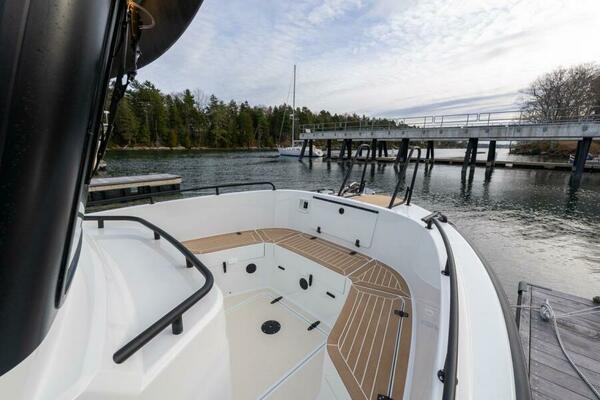 450k    650k Stock 3 27ft Targa Yacht For Sale