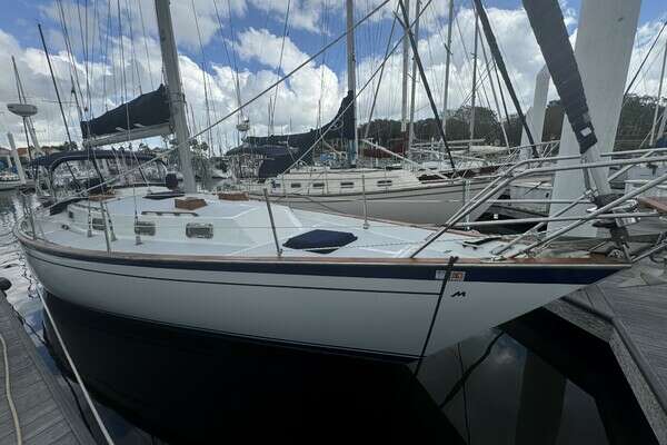 38-ft-Morgan-1983-- Kemah Texas United States  yacht for sale