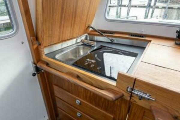 450k    650k Stock 3 27ft Targa Yacht For Sale