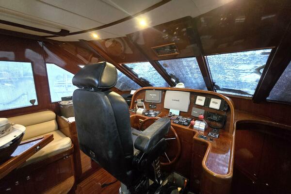 White Pearl 1 56ft Hampton Yacht For Sale