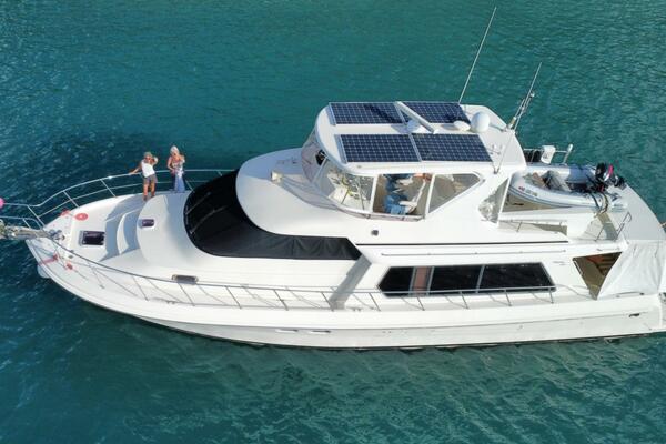 White Pearl 1 56ft Hampton Yacht For Sale