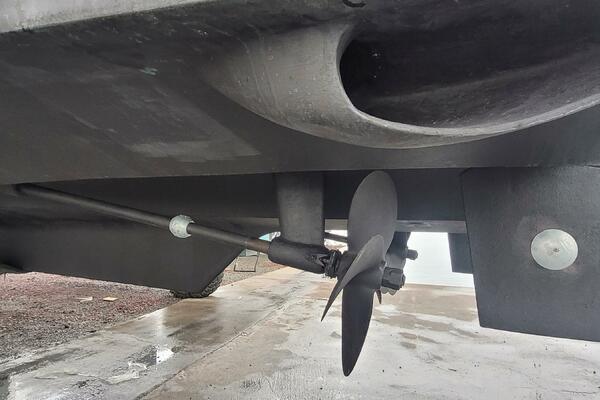 White Pearl 1 56ft Hampton Yacht For Sale