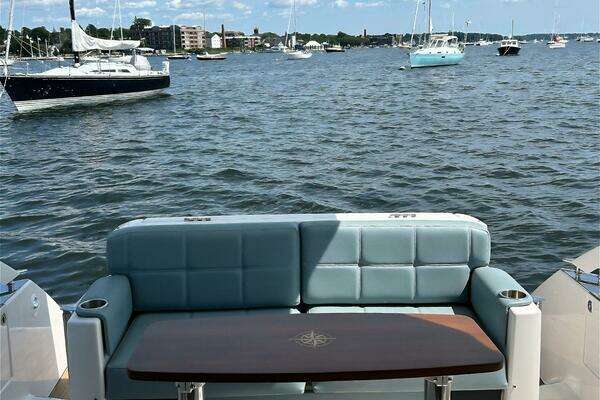 Tiara Yachts C39 Coupe Yacht For Sale