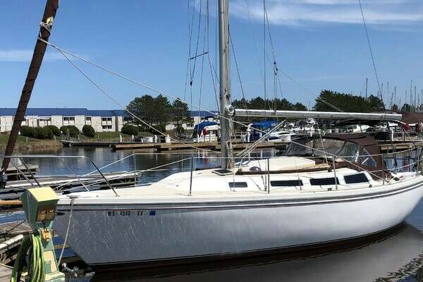 30-ft-Catalina-1981-30- Superior Wisconsin United States  yacht for sale