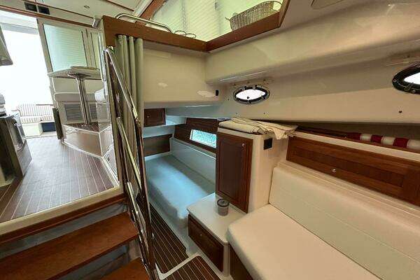 Back Cove 39O Yacht For Sale